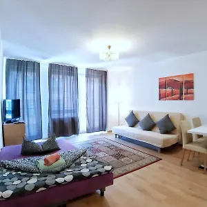 Lea Zentrum Apartment